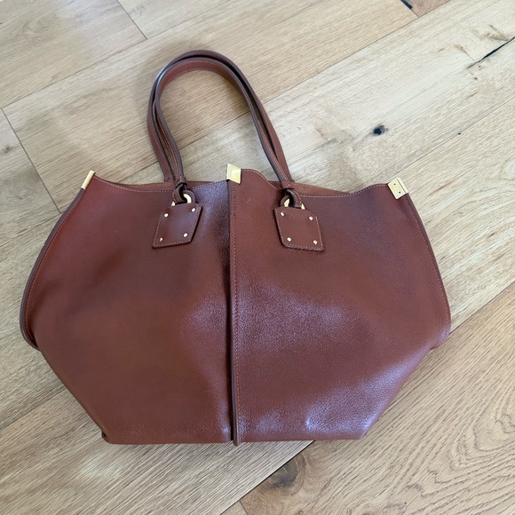 Chloe Vick Medium Tote Bag - Brown Leather - Picture 4 of 7